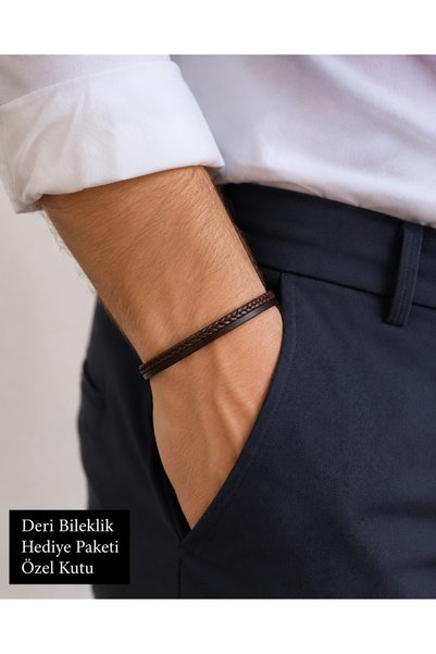 HER ŞEY NOTA www.herseynota.com Braiden Braided Leather Men's Bracelet – Brow...