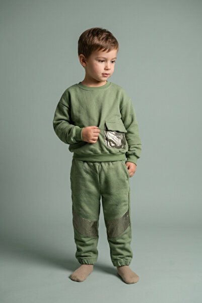 zumino Boy's Shiny Pocket Detailed Elastic Cuffed Tracksuit Set