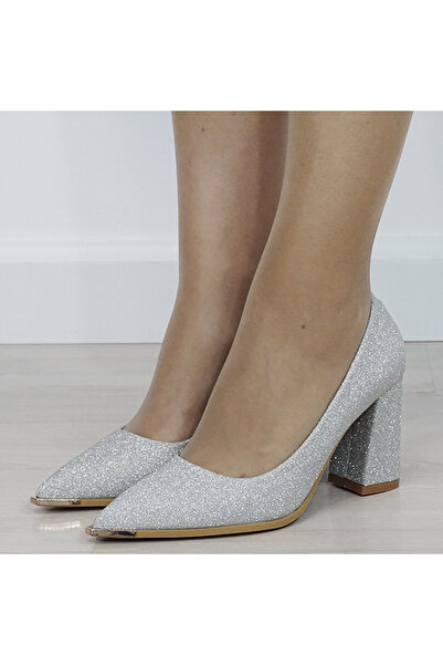 Ideal Shoes Pantofi eleganți argintii cu sclipici D-1278 01