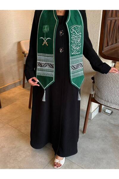 Moon Saudi National Day Shawl and Scarf Velvet Embroidered Pride and Elegance...