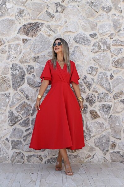 bytugcekaya Κόκκινο φόρεμα με βολάν στα μανίκια και μακρύ, φαρδύ τελείωμα