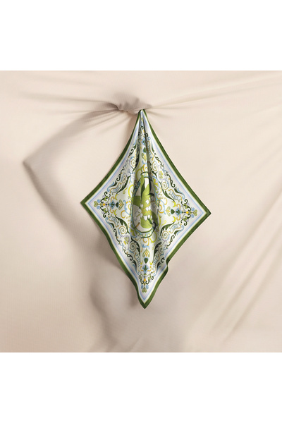 Materia Flower Pattern Bandana 85X85