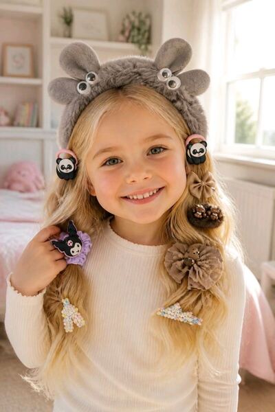 Monalisa Home Six-Piece Children's Buckle Crown and Keychain Set
