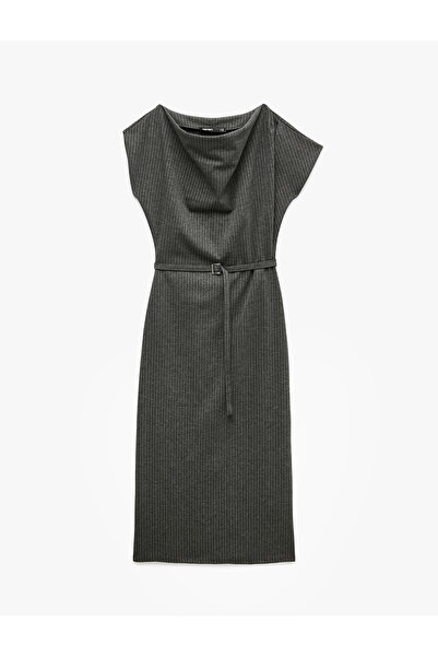 Koton Kolsuz Balık Form Slim Fit Çizgili Asimetrik Degaje Yaka Kemerli Midi E...