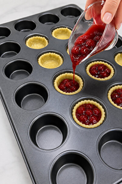 Sariva Home 24-Cavity Teflon Tartlet Mold Mini Muffin Cake Tart Mold Non-Stick Coating Baking Tray