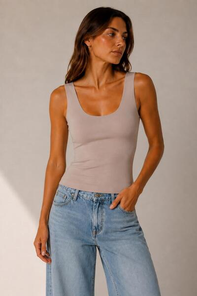 ALEXANDERGARDI Seamless U-Neck Undershirt