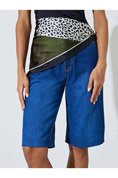 Styli Green Animal Print Square Scarf