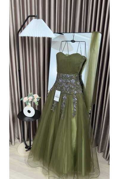 Nareen Fashion فستان سهرة باللون الزيتي الراقي، بتصميم أنثوي أنيق وتفاصيل فاخ...
