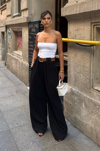 BEJNA Women's Belt Detailed Pleated Wide Leg Woven Trousers