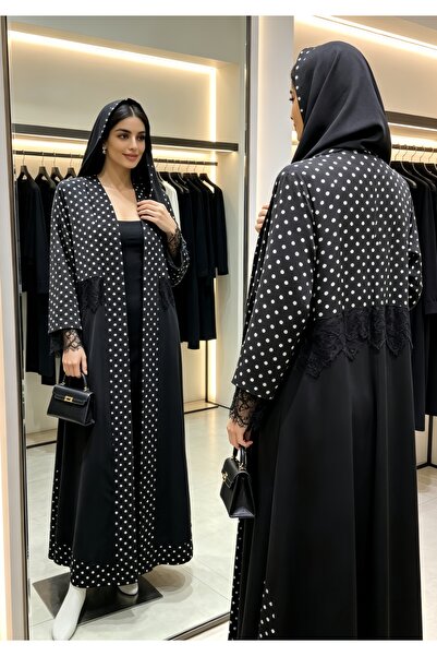 Noon Noora طقم عباية بفتحة أمامية بطبعة منقطة ومزينة بحواف دانتيل بأسلوب باتش...