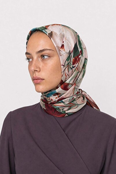 Mooncorn Laurel Pattern Hebei Silk Scarf