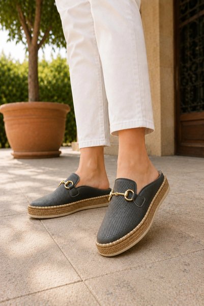 HT HOTİN Entropy Women's Orthopedic Slippers - Stitched Perforated Straw Sole Comfortable Daily Wear - Black