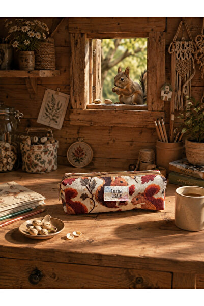 TALKING DREAMS Squirrel Patterned Pencil Case