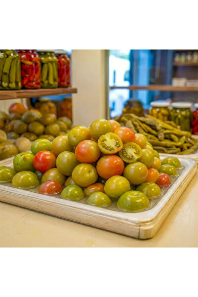Tarihi Kemerburgaz Turşucusu Kırmızı Domates Turşusu 1 Kg