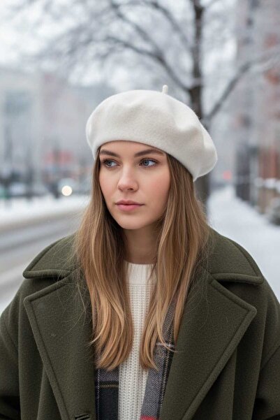 Aware Time Women's Painter Angora Beret