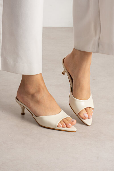 YARENAY Cream Raşel Rustic Patterned Pointed Toe Women's Thin Heeled Slippers