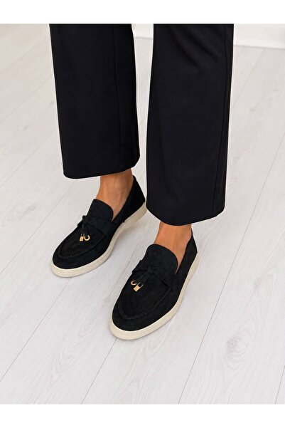 Siyah Aksesuarlı Loafer