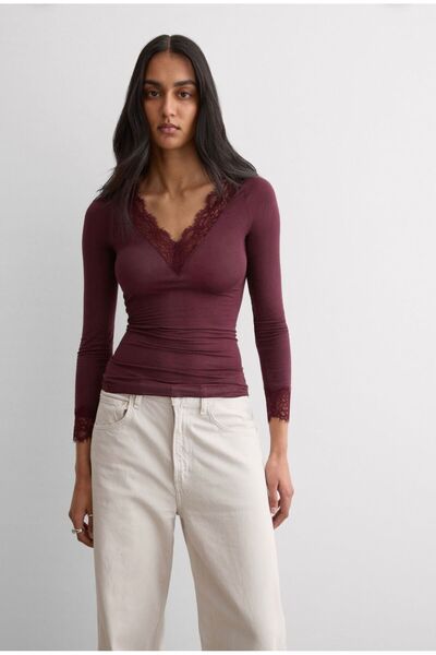 Noravelle Women's Lace Detailed Cashmere Blend Ultra Light Blouse