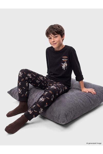 LC Waikiki Crew Neck Printed Boys' Pajama Set