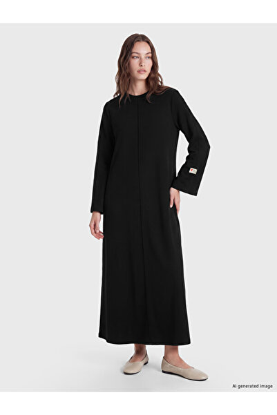 LC Waikiki Rmz Gi̇yi̇m Farkiyla Zero Roba Collar a Fitted Dress