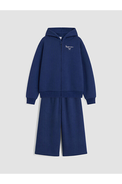 LC Waikiki Rmz Gi̇yi̇m Farkiyla Hooded Embroidered Girls' Sweatshirt