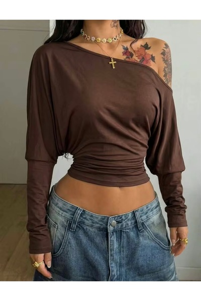 Les Séduisantes c.a. Dalgıç Kumaş Loose Fit Asymmetrical Collar Waist-Fitted Gathered Blouse
