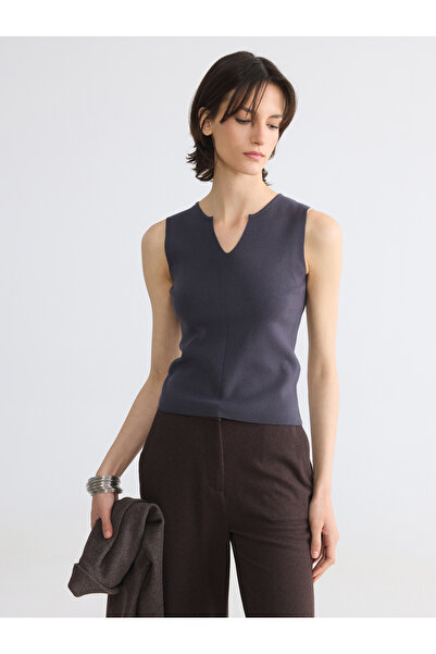 LC Waikiki V Neck Women's Knitwear Tank Top