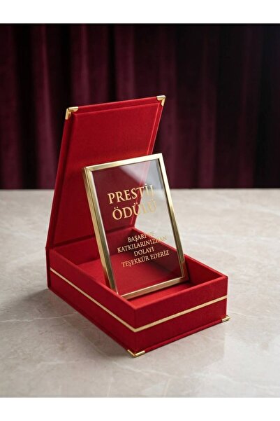 Kırmızı Kadife Plaket ve Hediye Sunum Kutusu (22,5x14,5 cm)