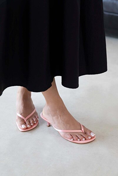 STRASWANS Sonya Women's Heeled Flip-Flop Satin Sandals Powder