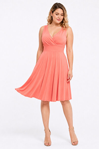Şans Women's Plus Size, Pomegranate, Wrap Collar, Back Waist Elastic Detailed...