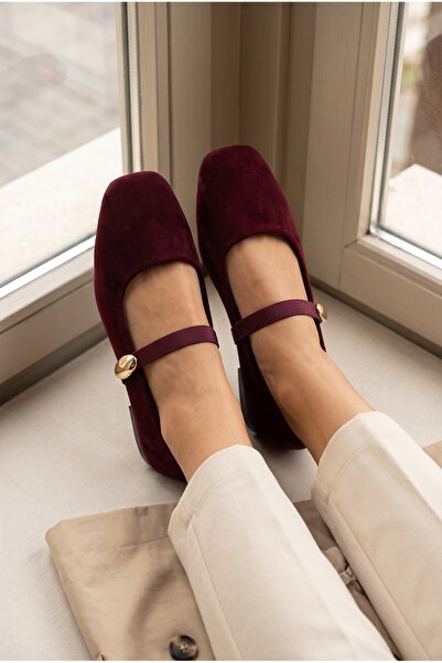 StWenn Women's Suede Ballerina Flats with Elastic Belt and Gold Accessories, ...