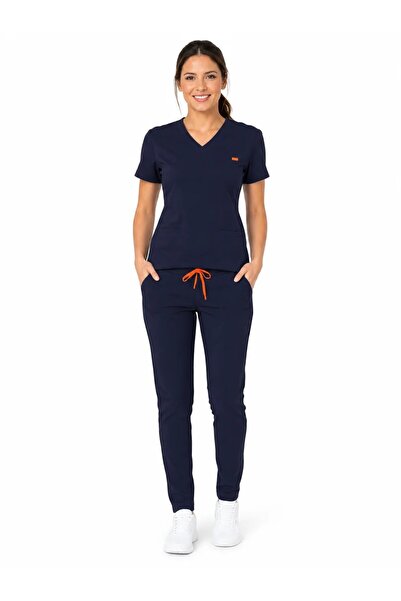 Royal Scrub Set Medical Damă Premium Royal Scrubs – Slim Fit, Bluză cu 3 buzu...