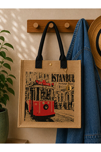 Genel Markalar Nostaljik Taksim Tramvayı Baskılı Körüklü Jüt Omuz Çantası Siy...