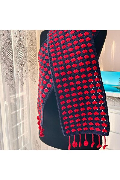 B BUL AKSESUAR Women's Red Heart Motif Knitted Scarf with Tassels, Navy Blue ...