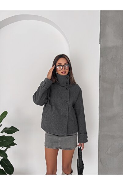 Bella Breeze Kadın Oversize Dik Yaka Düğmeli Kısa Kaban