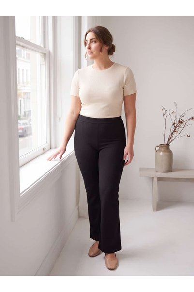 STORi Women's Plus Size Leggings Pants High Waist Spanish Leg Elastic Gathering Black