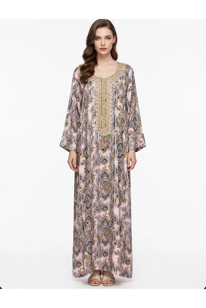 Rokon Dana Embroidered Floral Jubah with a Stylish Modern Chest Design