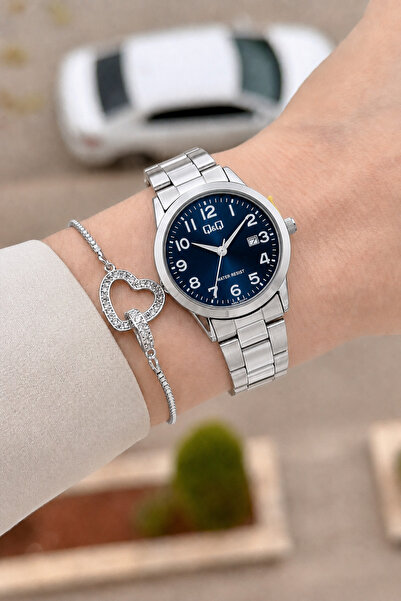 Q&Q Dial Navy Blue Strap Gray Color 30 mm Numeral Women's Wristwatch