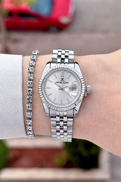 Daniel Klein Silver Renk 24 Ay Garantili 30 Mm Kadın Kol Saati ve Bileklik