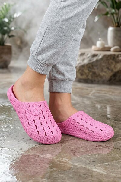 GEZER Summer Women's Suitable for Wet Floor Airblow Flexible Comfortable Sole...