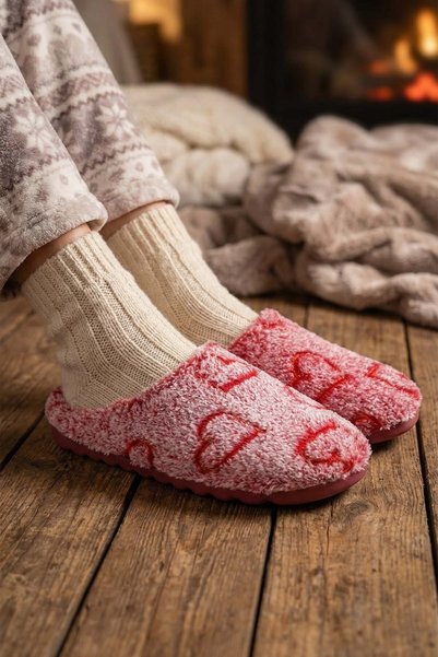 GEZER Women's Winter Embroidered Heart Design Comfortable Sole Home Garden Go...