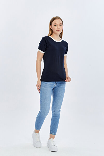 trender Women's t-shirt
