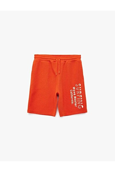 Koton Regular Fit Beli Bağcıklı Cepli Baskılı Şort