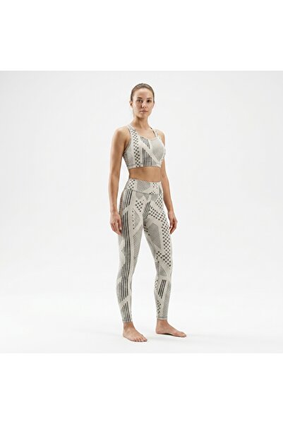 Lady Lingerie 2-Piece Set of Sportswear - Lightweight, Soft, and Stretchy Fabric
