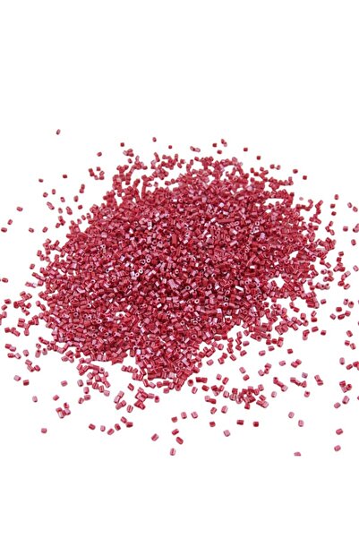 Serhat Aksesuar ve El İşçilik خرز مقطوع أحمر الكرز 2×1.5 مم (100 جرام 4000 قطعة)
