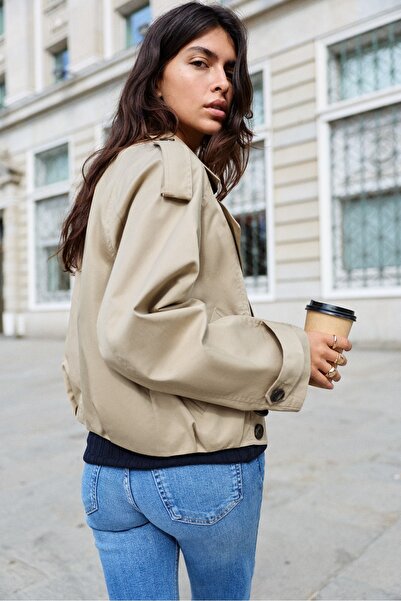 Pull & Bear Kısa balon trençkot