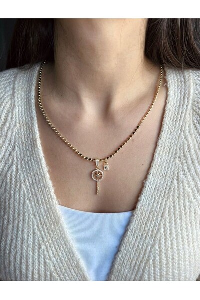 nunu takı Stone Key Charm Sequin Chain Necklace