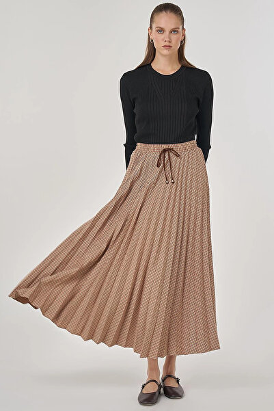 Kayra Plaid Pattern Pleated Skirt Tile