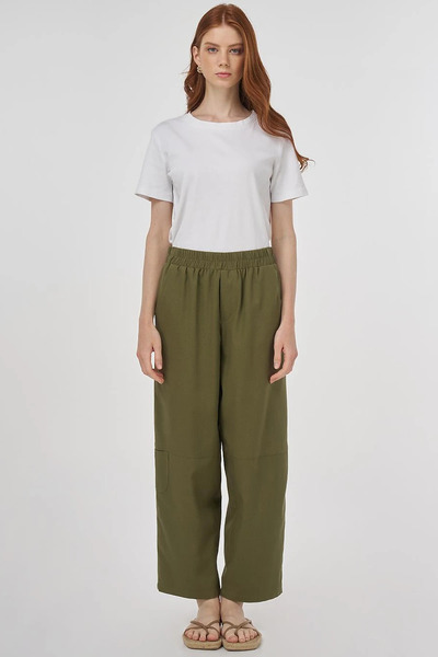 Kayra Udobne kroj Viskoza pantalone kaki boje