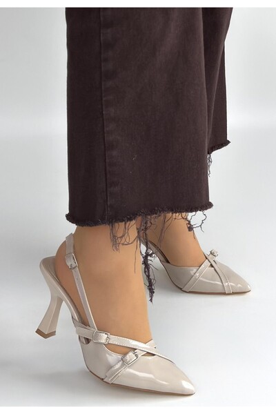 pabucmarketi Beige Patent Leather Women's Heeled Shoes